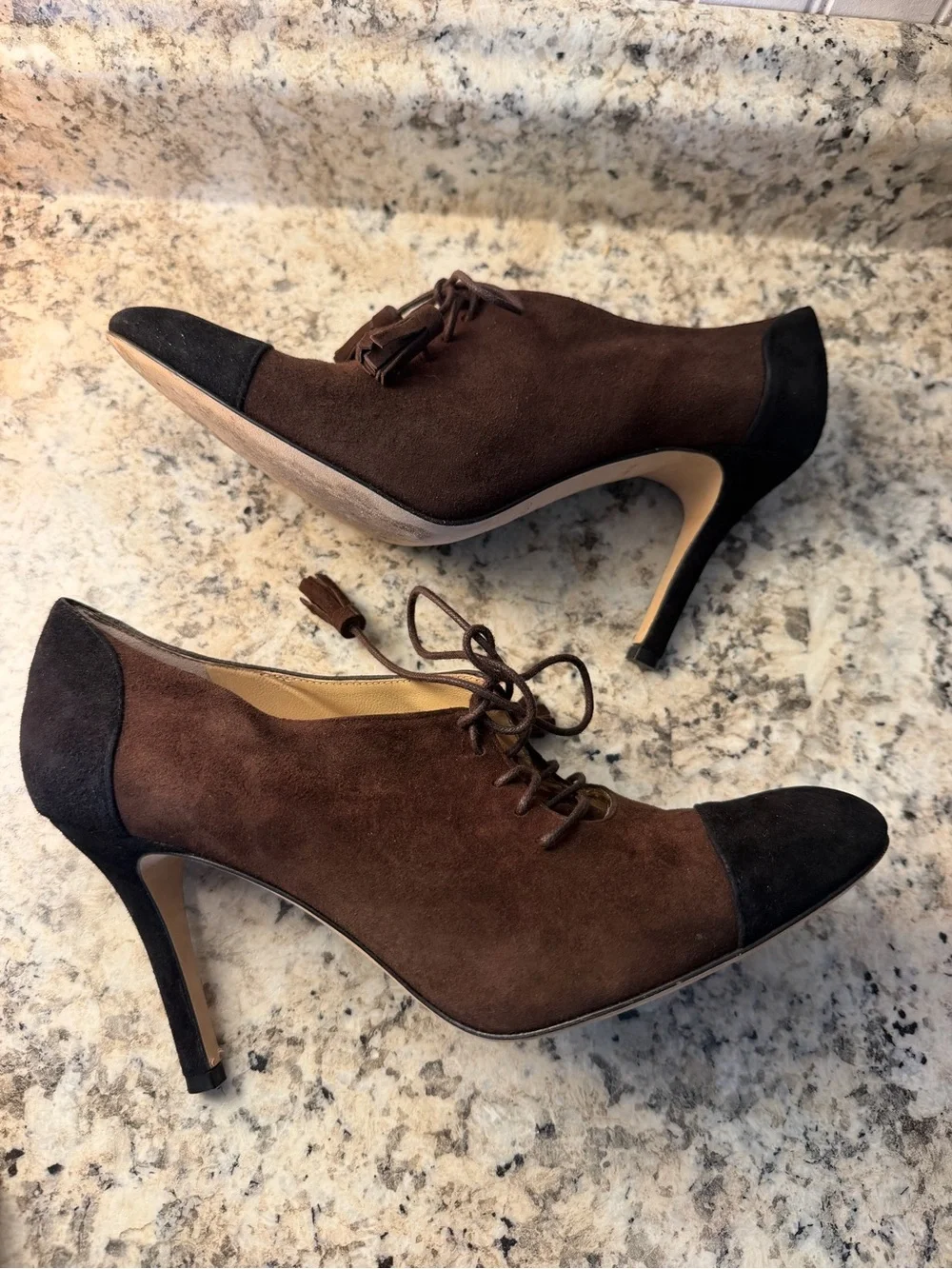 kate spade Brown and Black Suede Lace-Up Heels Tassel Laces Fall Cozy Witch
